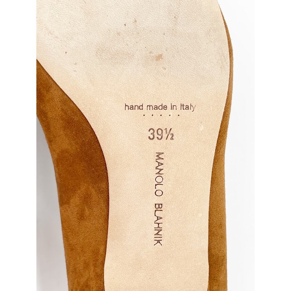 Manolo Blahnik Maysale Camel Tan Suede Buckle Pointed Toe Kitten Heels IT 39.5 - Picture 11 of 11